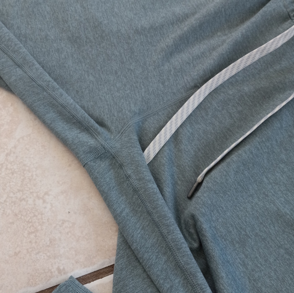 Vuori Heathered Teal Joggers - Picture 11 of 16